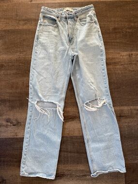 Abercrombie & Fitch High Rise 90’s Relaxed Jean CURVE LOVE